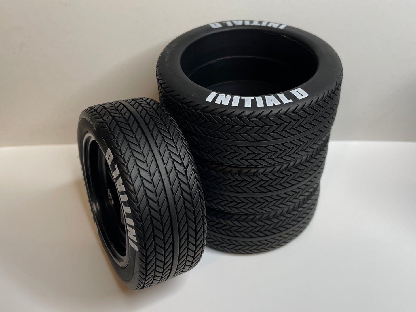 Tire pen holder