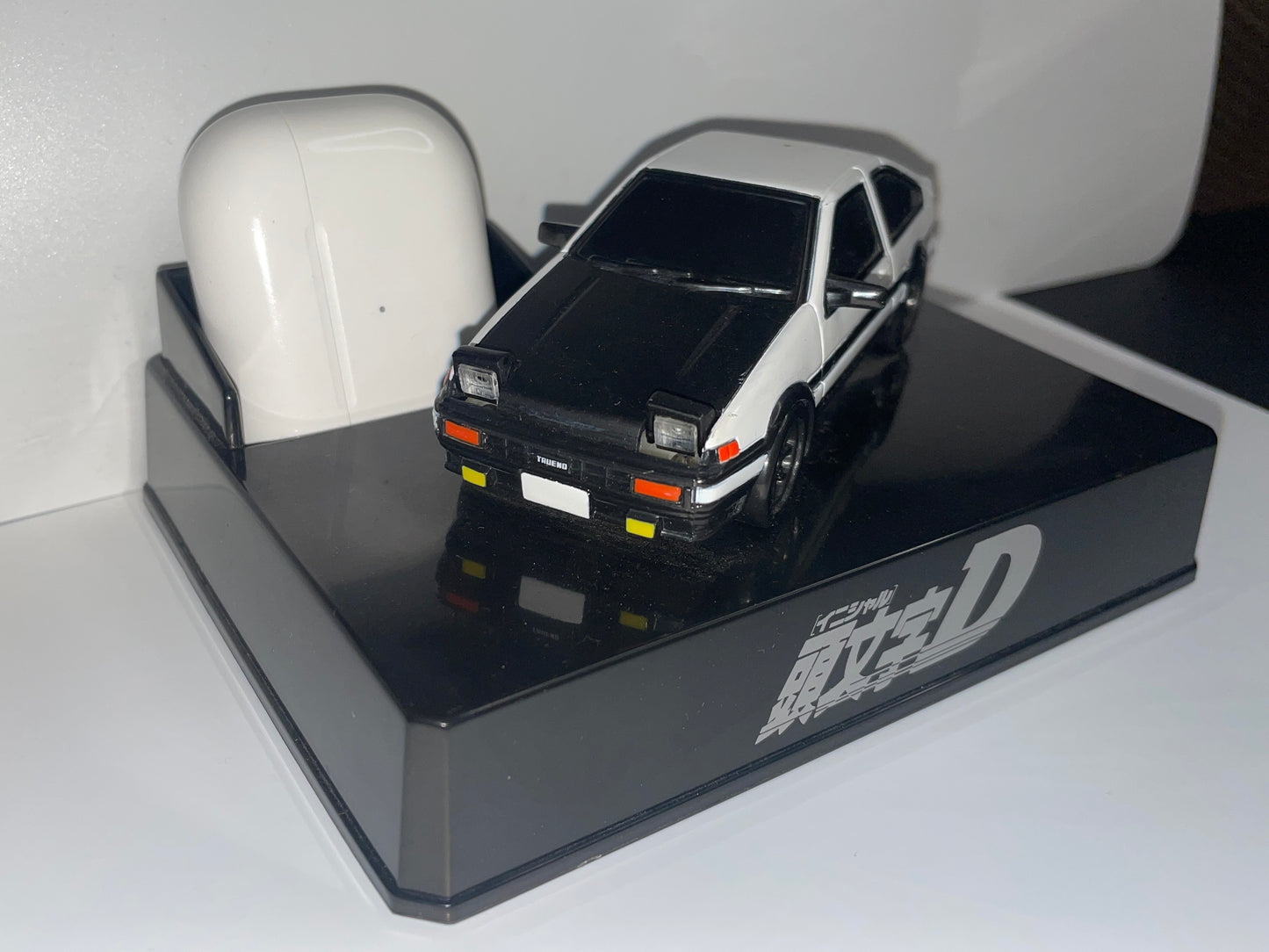 AE86 “phone” holder