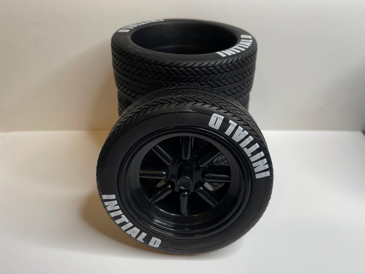 Tire pen holder